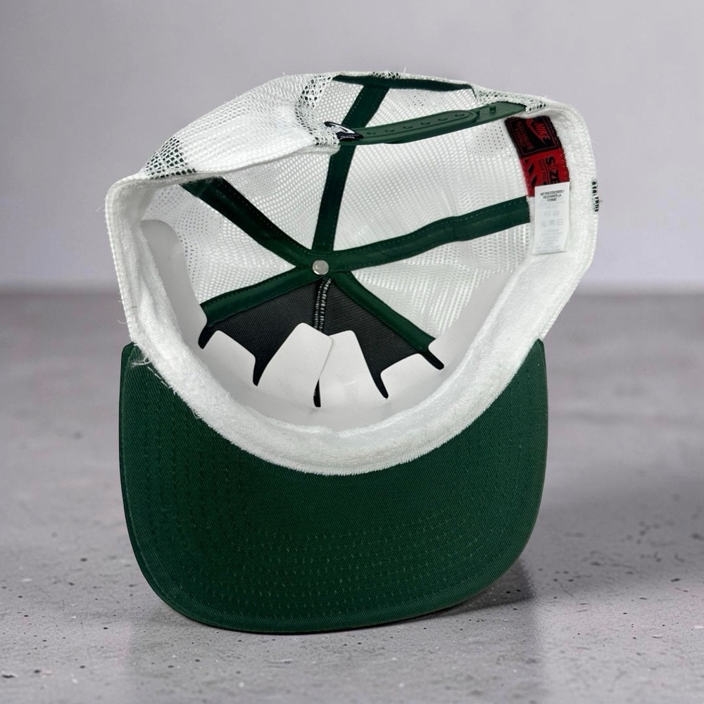 Nike x Stranger Things Hawkins High School Trucker Hat Snapback Green CQ8461-323 - Picture 9 of 13